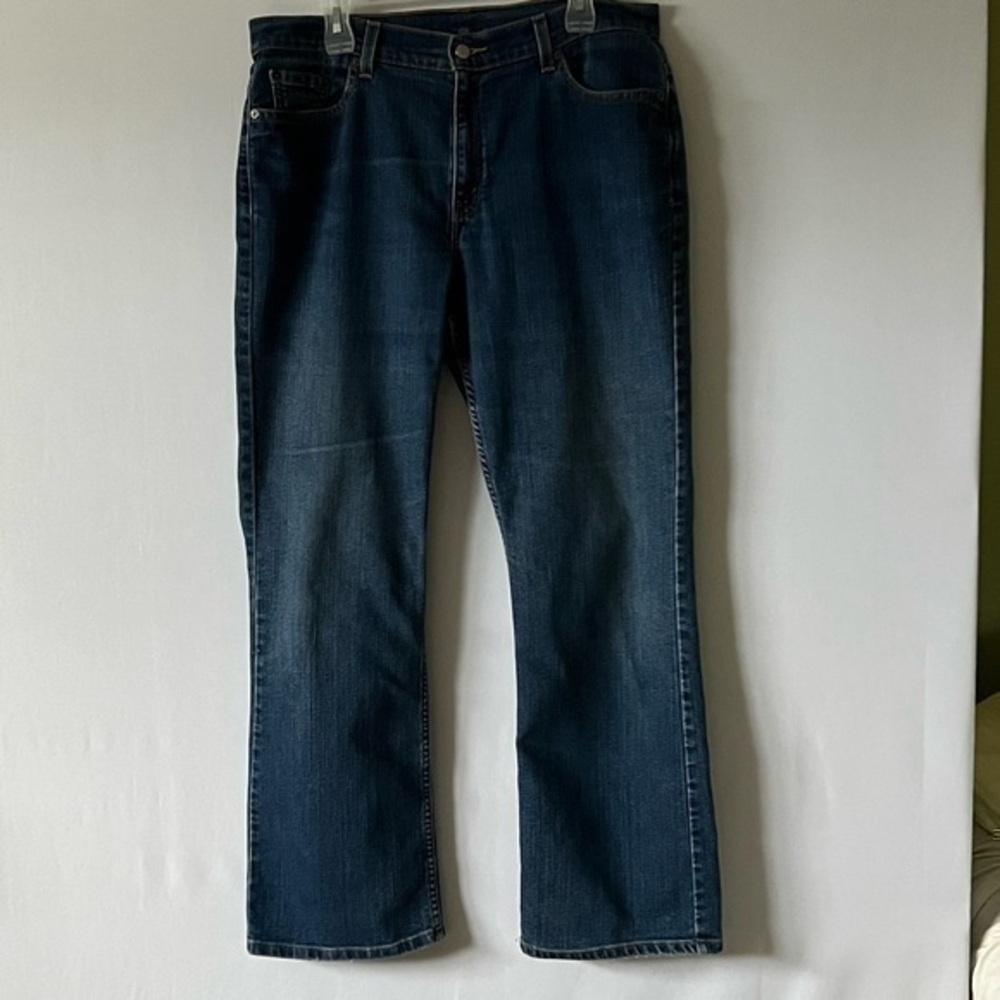 Levi’s, woman’s 515 boot cut lower rise blue jeans, size 16 miss, M